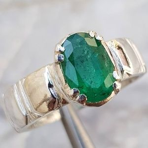 Beautiful Afghanistan Emerald ring Unisex emerald